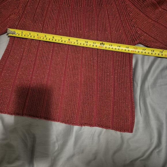 Women's Ribbed Knit Sweater - Red - Picture 5 of 8